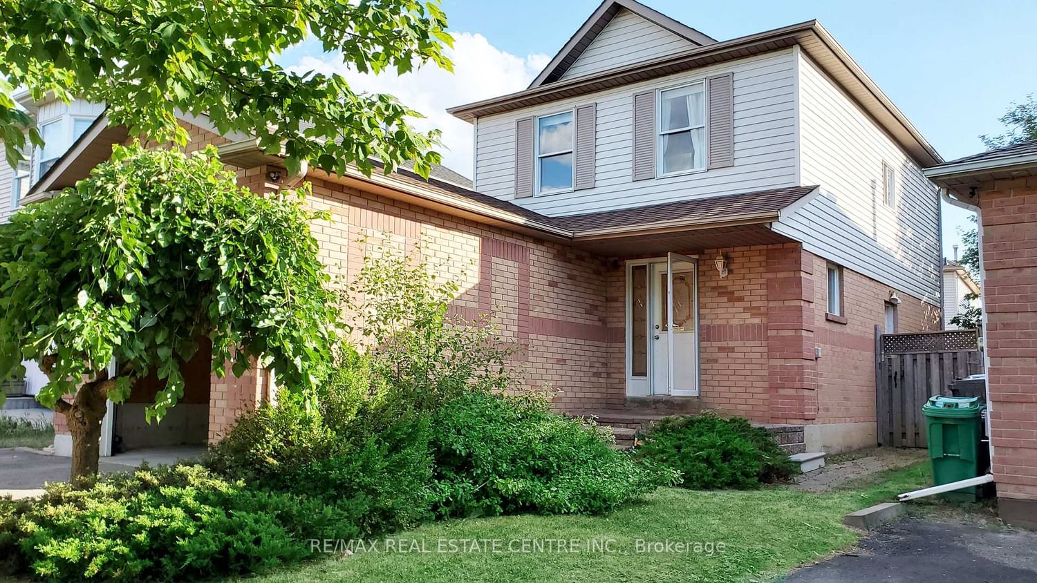 Detached House for sale at 20 Wallingford Court, Brampton, Fletcher's Creek South, L6Y 4V7 - MLS: W11976868