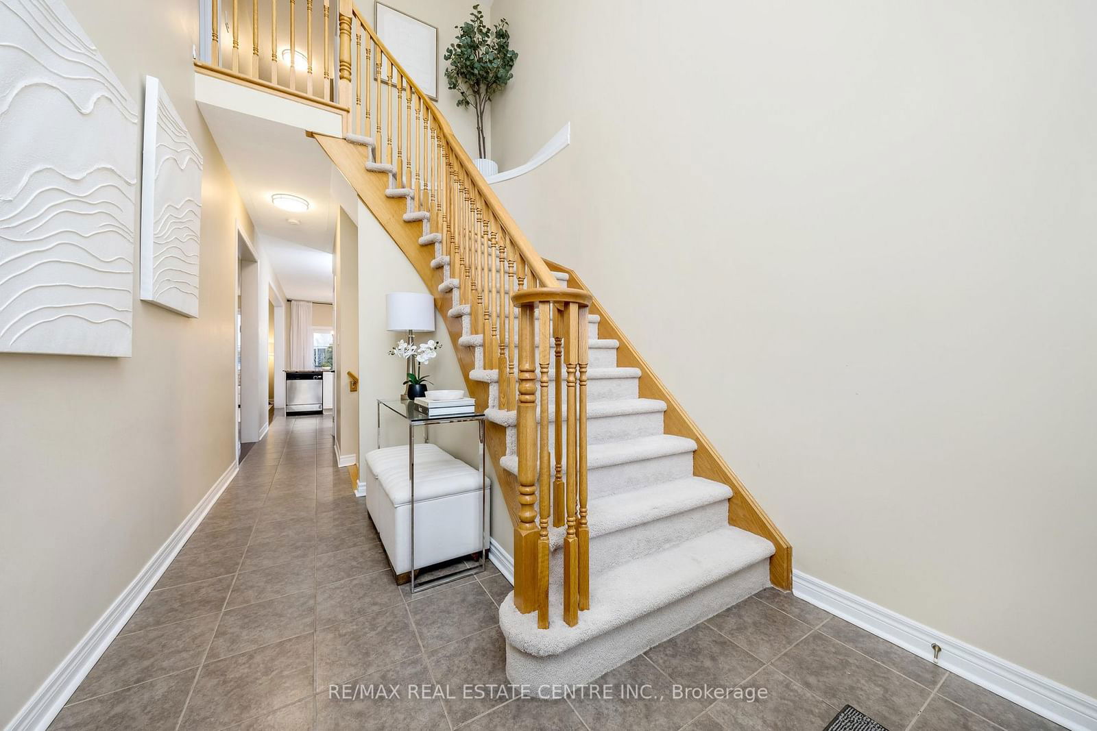 Townhouse for sale at 2459 Old Brompton Way, Oakville, 1022 - WT West Oak Trails, L6M 0J5 - MLS: W11976931