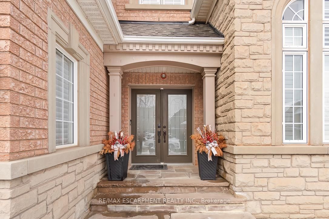 Detached House for sale at 2455 BON ECHO Drive, Oakville, Iroquois Ridge North, L6H 7R1 - MLS: W11976957