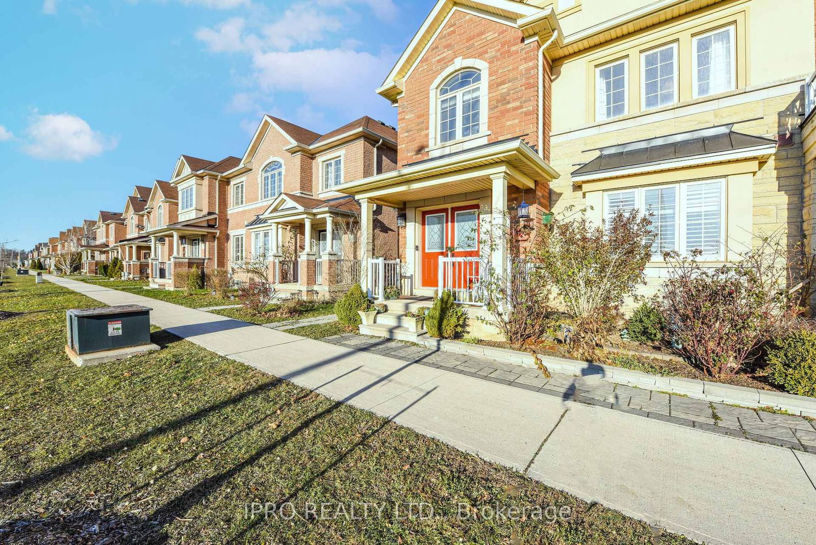 Townhouse for lease at 3159 Neyagawa Boulevard, Oakville, 1008 - GO Glenorchy, L6M 4M2 - MLS: W11976987