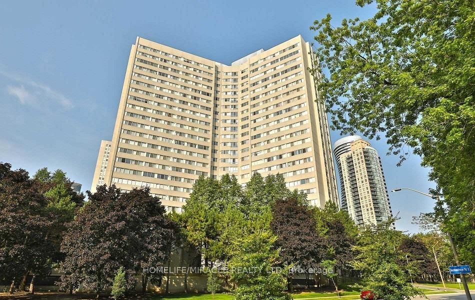 Condo leased at 1602-3700 Kaneff Crescent, Mississauga, Mississauga Valleys, L5A 4B8 - MLS: W11977088