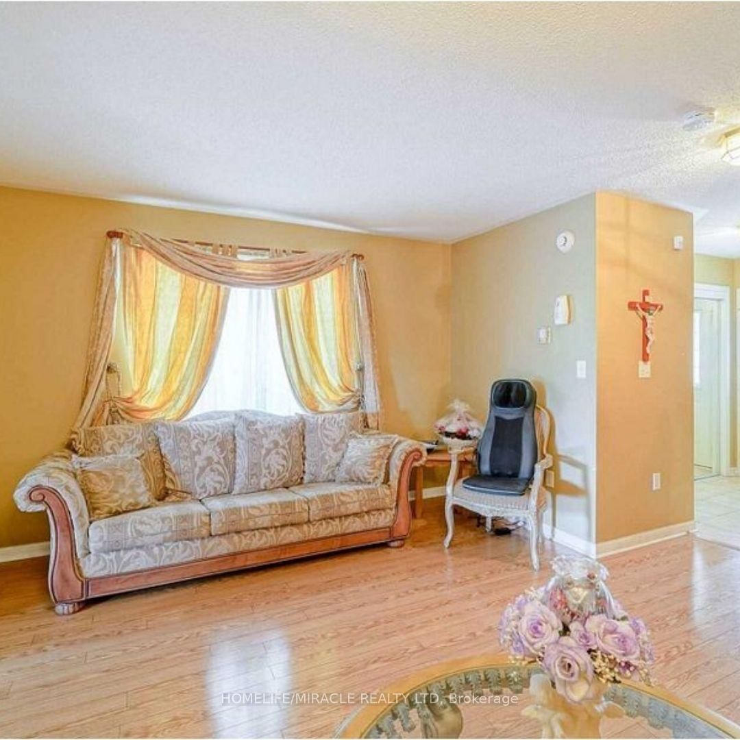 Semi-Detached House for lease at Upper-67 Herdwick Street, Brampton, Brampton East, L6S 6L6 - MLS: W11977091