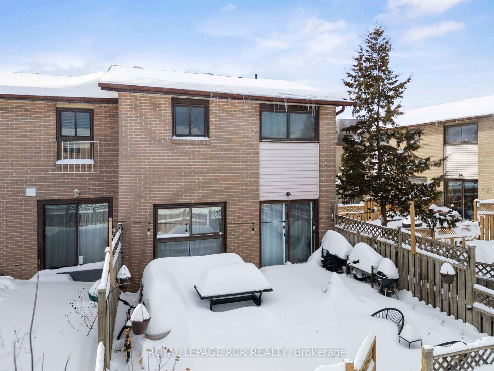 Townhouse for sale at 32-46 Dearbourne Boulevard, Brampton, Southgate, L6T 1J7 - MLS: W11977106