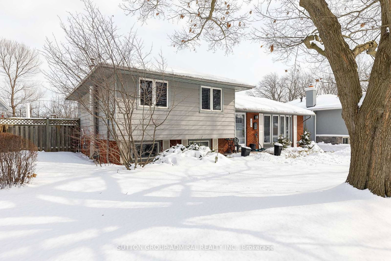 Detached House for sale at 271 Cheltenham Road, Burlington, Appleby, L7L 4H6 - MLS: W11977198