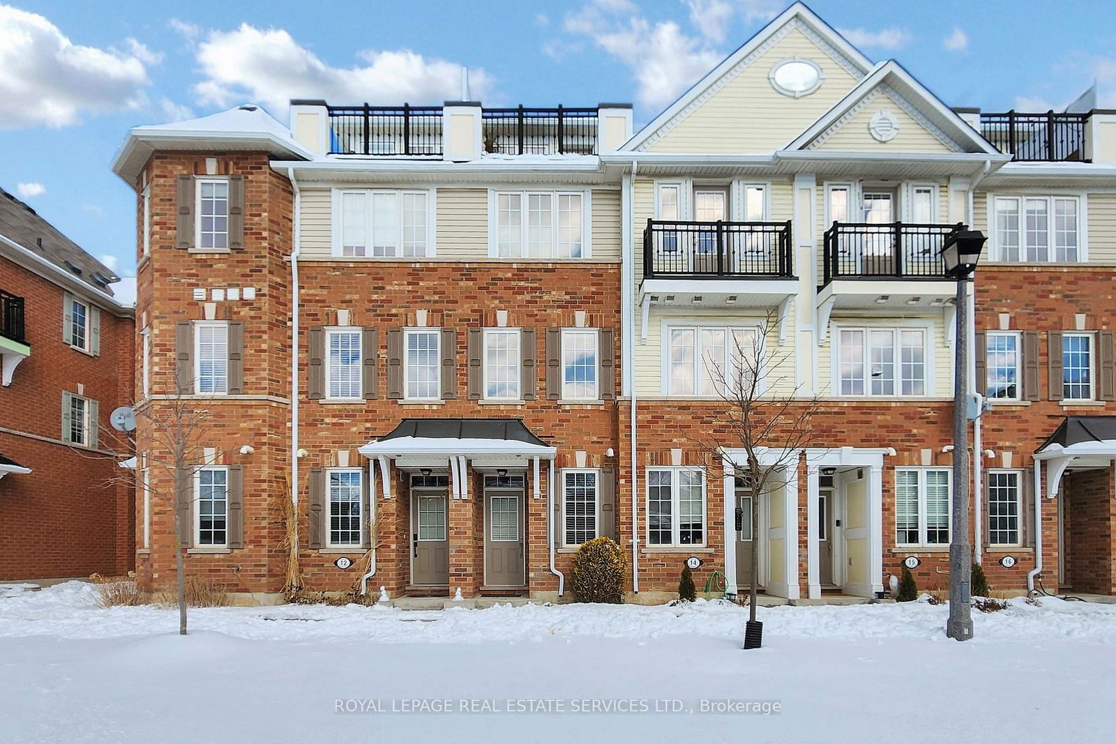 Townhouse for sale at 13-2614 Dashwood Drive, Oakville, 1022 - WT West Oak Trails, L6M 0K5 - MLS: W11977239