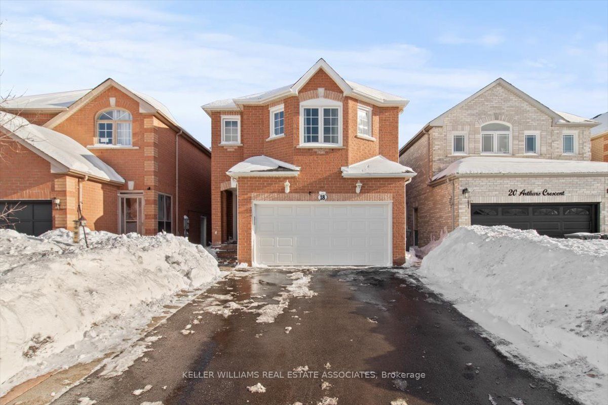 Detached House for sale at 18 Arthurs Crescent, Brampton, Fletcher's West, L6Y 4Y2 - MLS: W11977251