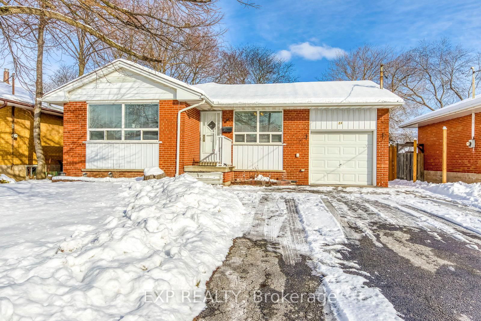 Detached House for lease at Main-24 Swanhurst Boulevard, Mississauga, Streetsville, L5N 1B7 - MLS: W11977290