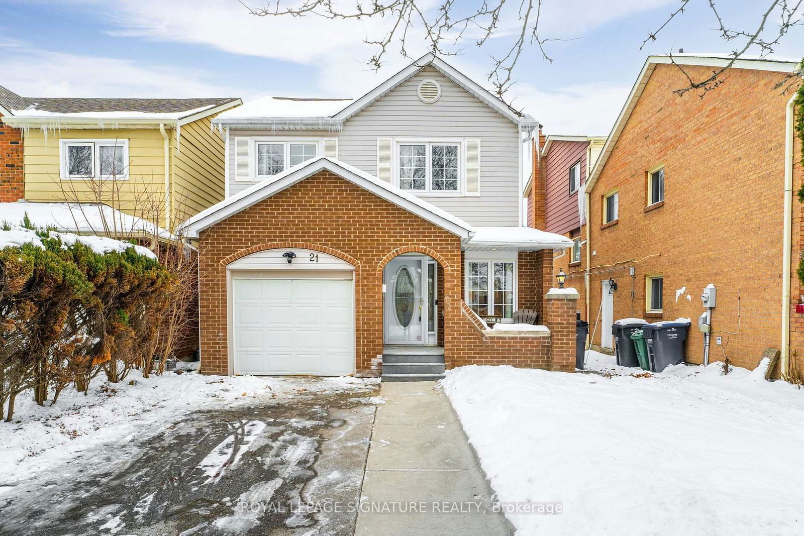 Detached House for sale at 21 Slater Circle, Brampton, Brampton West, L6X 2S7 - MLS: W11977299