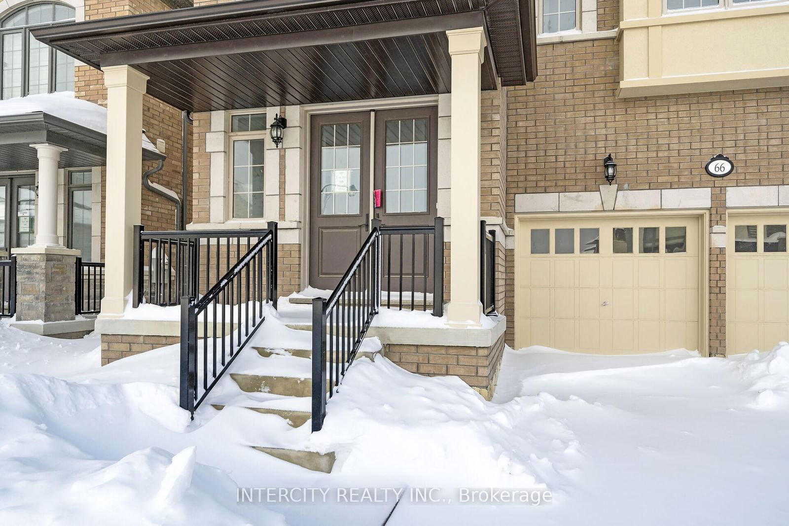 Detached House for sale at 66 Claremont Drive, Brampton, Sandringham-Wellington, L6R 4G3 - MLS: W11977549