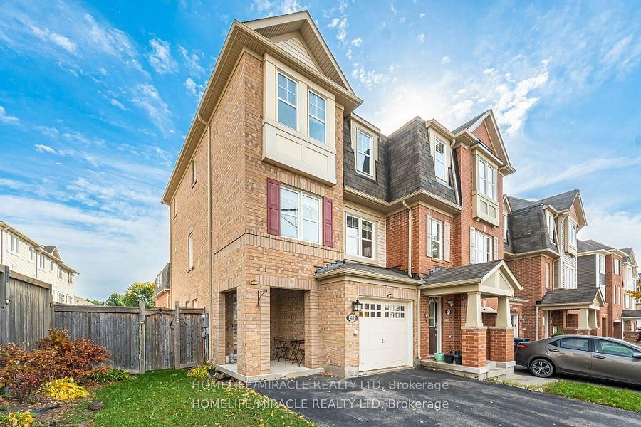 Townhouse for sale at 41 Ashen Tree Lane, Brampton, Northwest Brampton, L7A 0T1 - MLS: W11977600