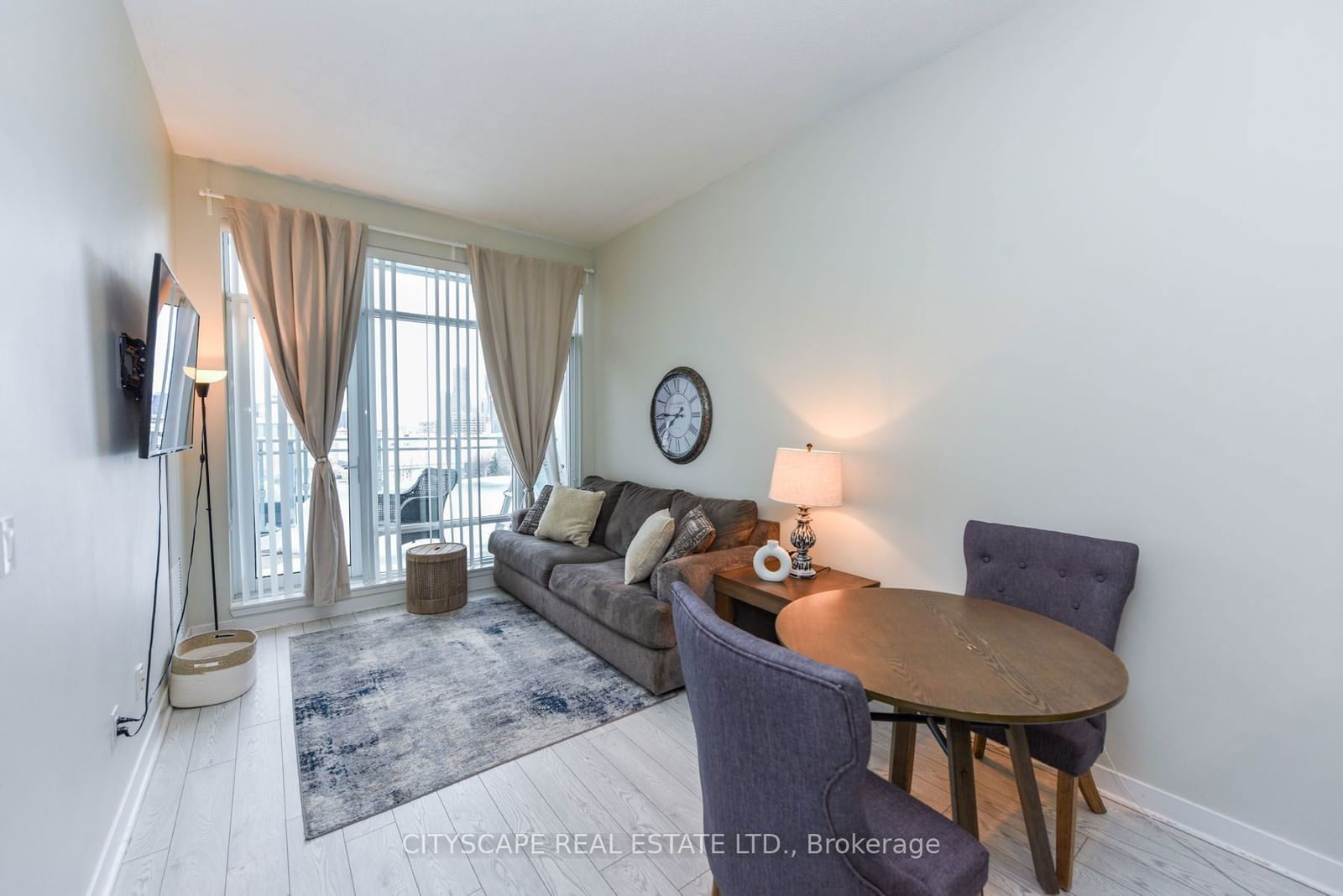 Condo for sale at 611-365 Prince of Wales Drive, Mississauga, City Centre, L5B 0G6 - MLS: W11977616