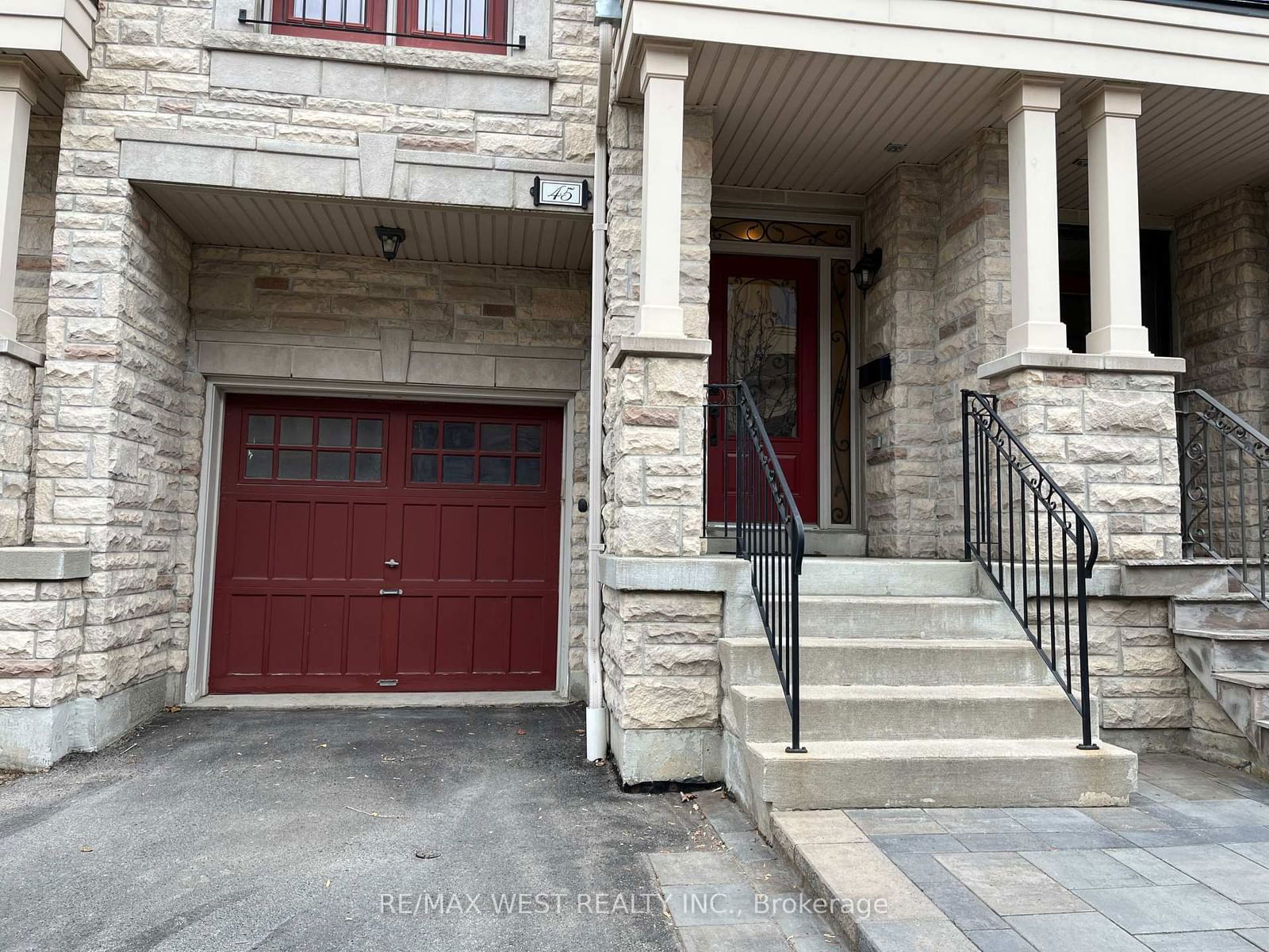 Townhouse for sale at 45-3038 Haines Road, Mississauga, Applewood, L4Y 0C8 - MLS: W11977677