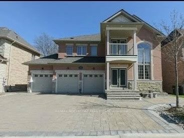 Detached House for lease at Lower-42 Valleyridge Crescent, Brampton, Bram East, L6P 2C8 - MLS: W11977735