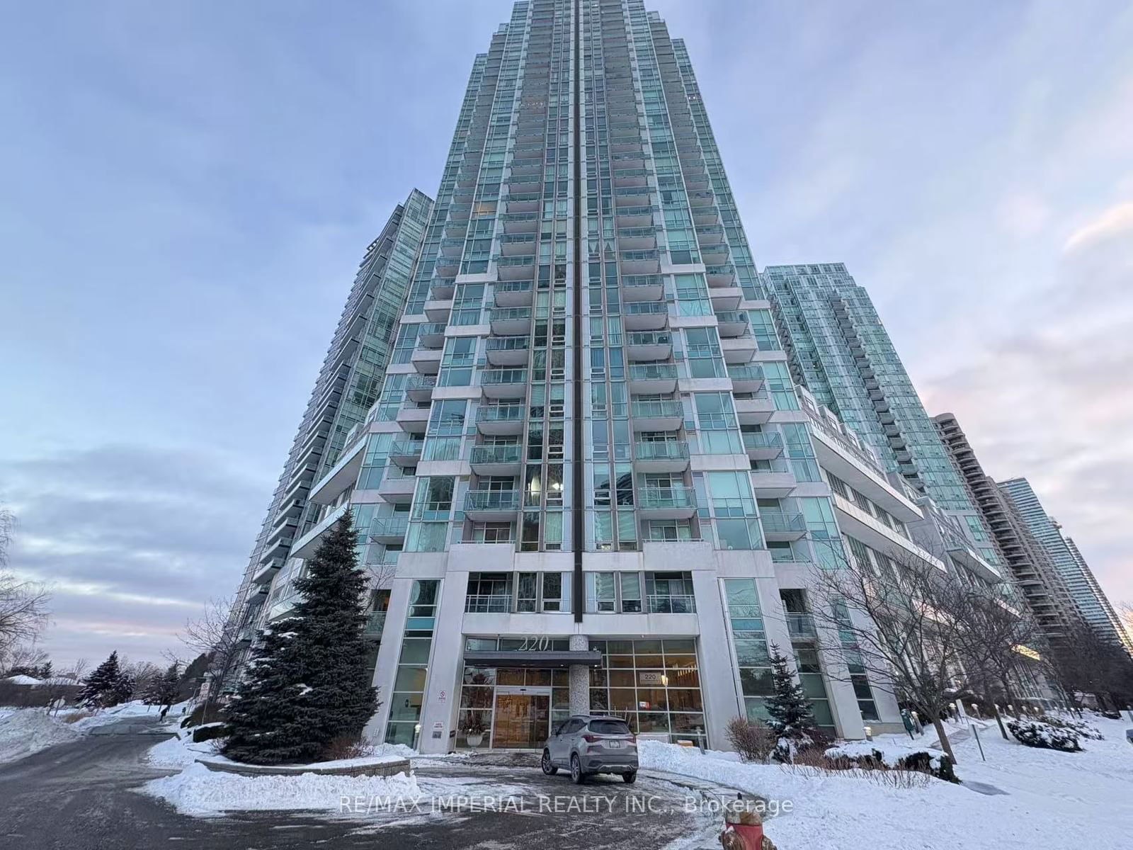 Condo for lease at 518-220 Burnhamthorpe Road, Mississauga, City Centre, L5B 3Y5 - MLS: W11977741