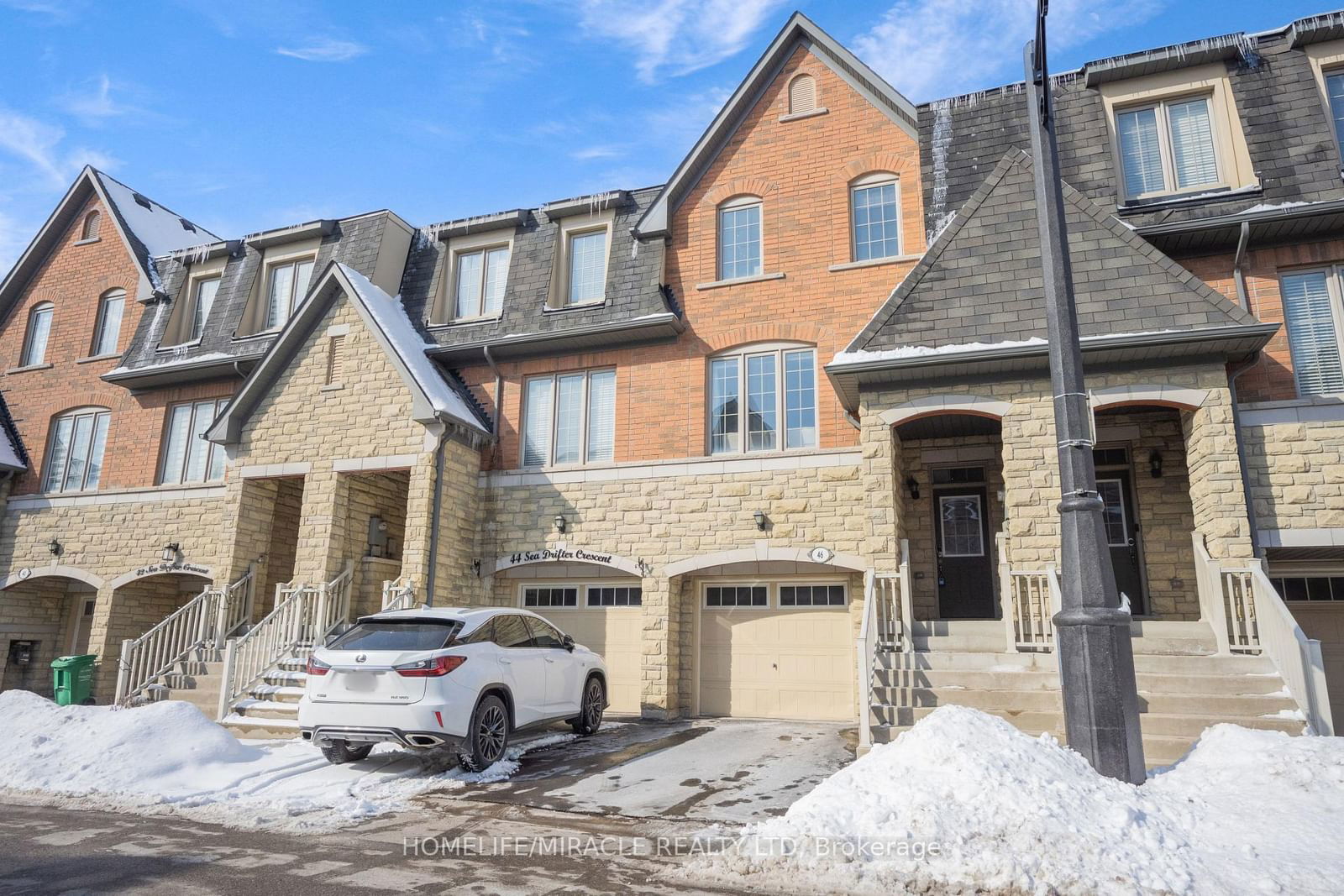 Townhouse for sale at 46 Sea Drifter Crescent, Brampton, Bram East, L6P 4B1 - MLS: W11977789