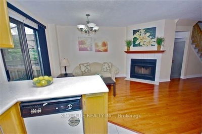 Unit 60 — 3100 Fifth Line, Mississauga - Erin Mills image-0-4