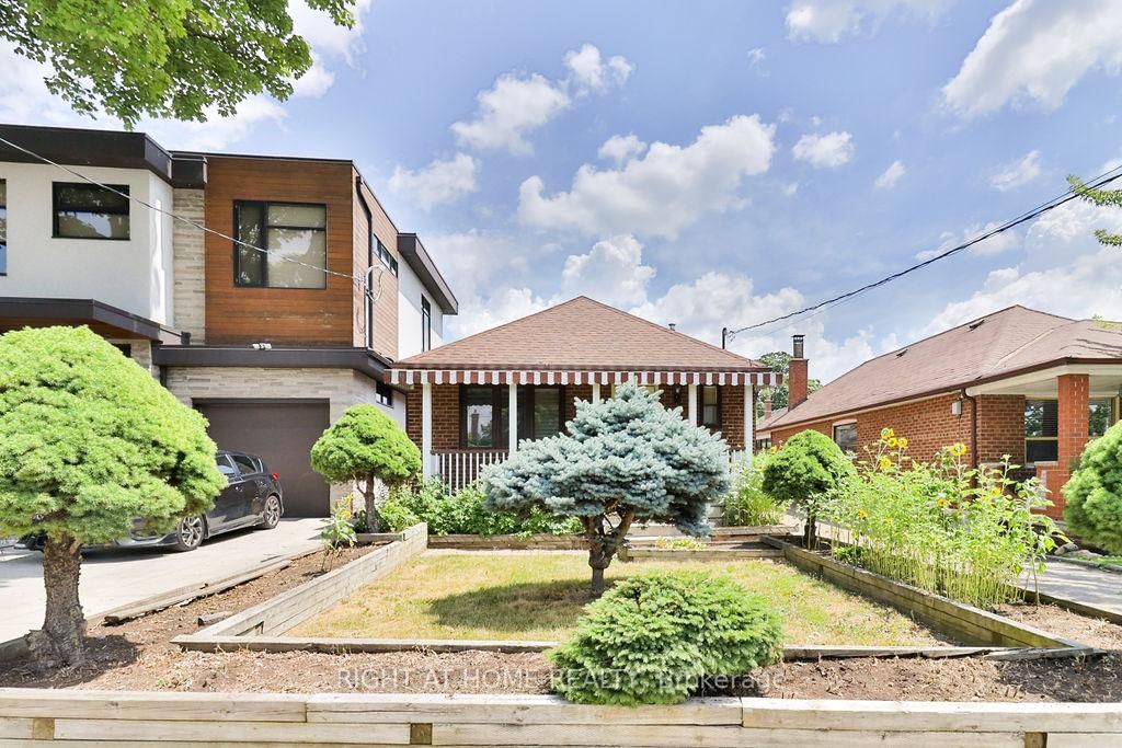 Detached House for lease at 43 Bertram Street, Toronto, Beechborough-Greenbrook, M6M 3S5 - MLS: W11977881