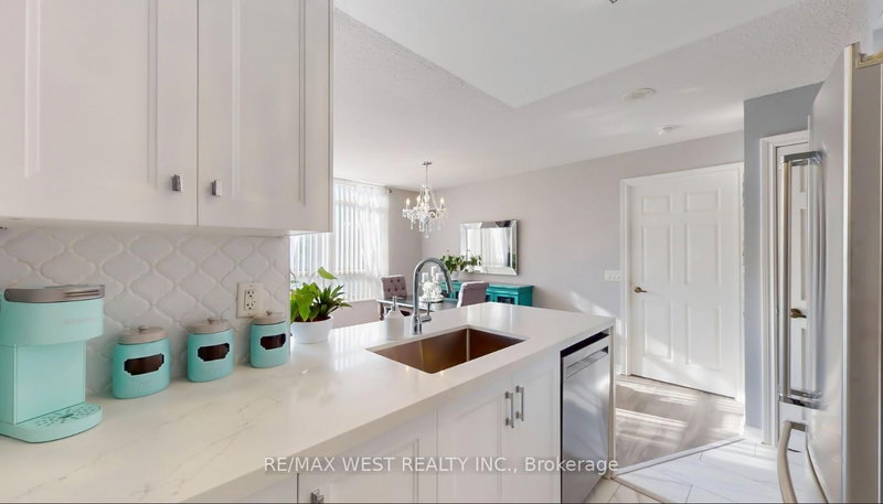 206A - 710 Humberwood Blvd, Toronto, M9W 7J5 | Image 2