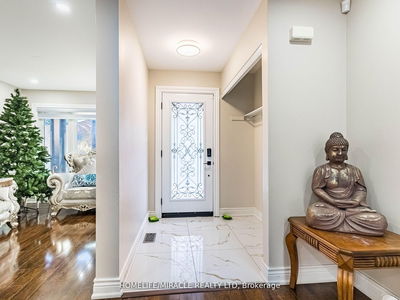 4 Fairhill Ave, Brampton - Fletcher's Meadow image-0-4