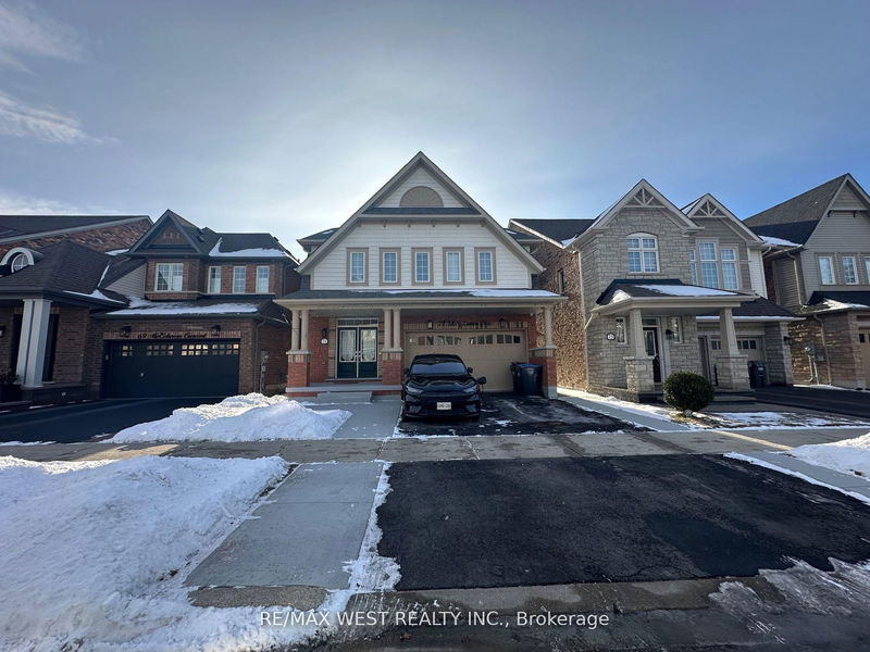 home for lease on bsmt-71 Mcechearn Crescent