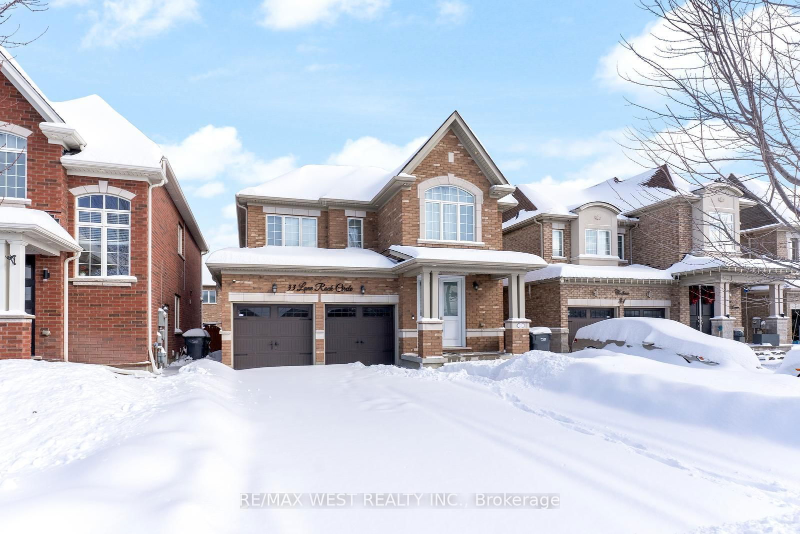 Detached House for sale at 33 Lone Rock Circle, Brampton, Bram East, L6P 3T4 - MLS: W11978574