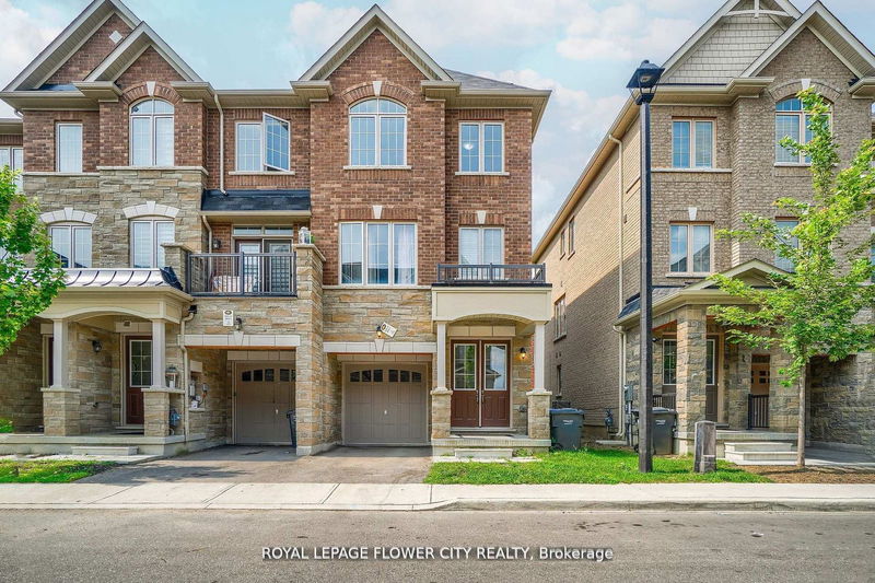 14 Faye St, Brampton - Bram East image-0-0