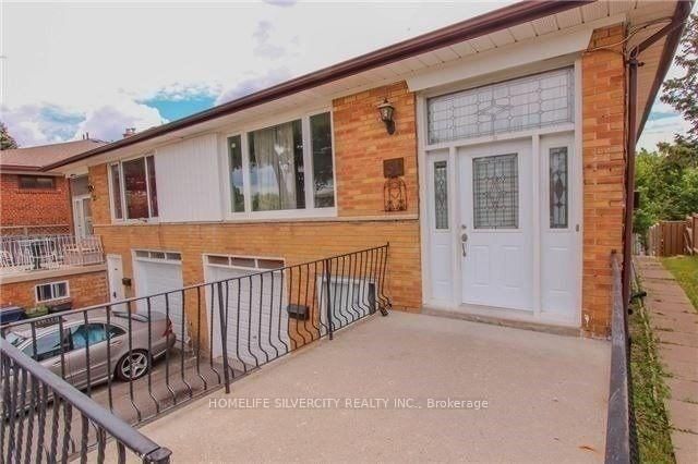 home for lease on 31 Lakeland Drive