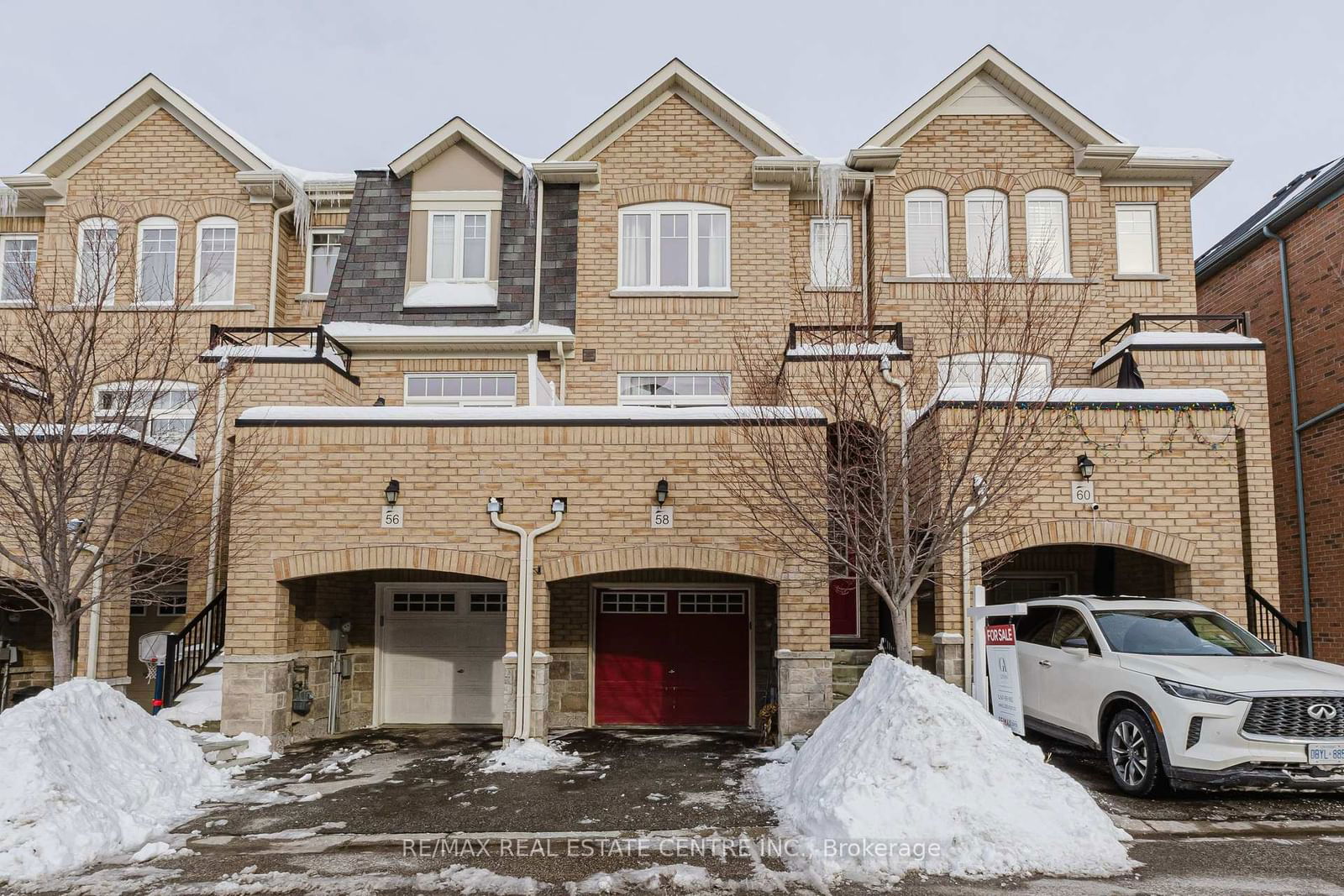 Townhouse for sale at 58 Magdalene Crescent, Brampton, Heart Lake East, L6Z 0G9 - MLS: W11979815