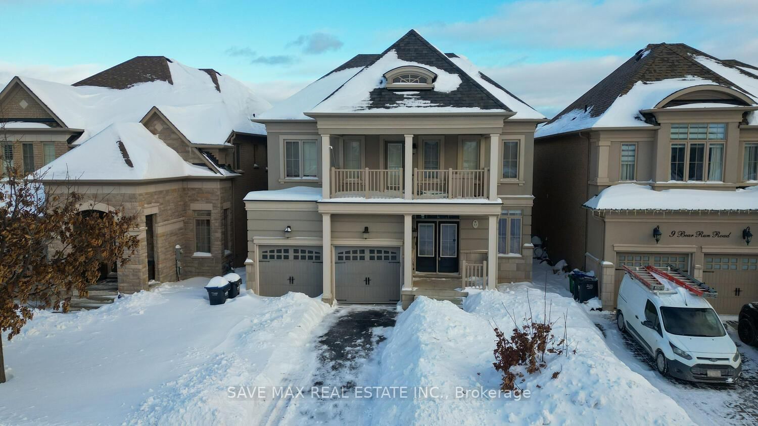 Detached House for sale at 11 Bear Run Road, Brampton, Credit Valley, L6X 2Y8 - MLS: W11979908