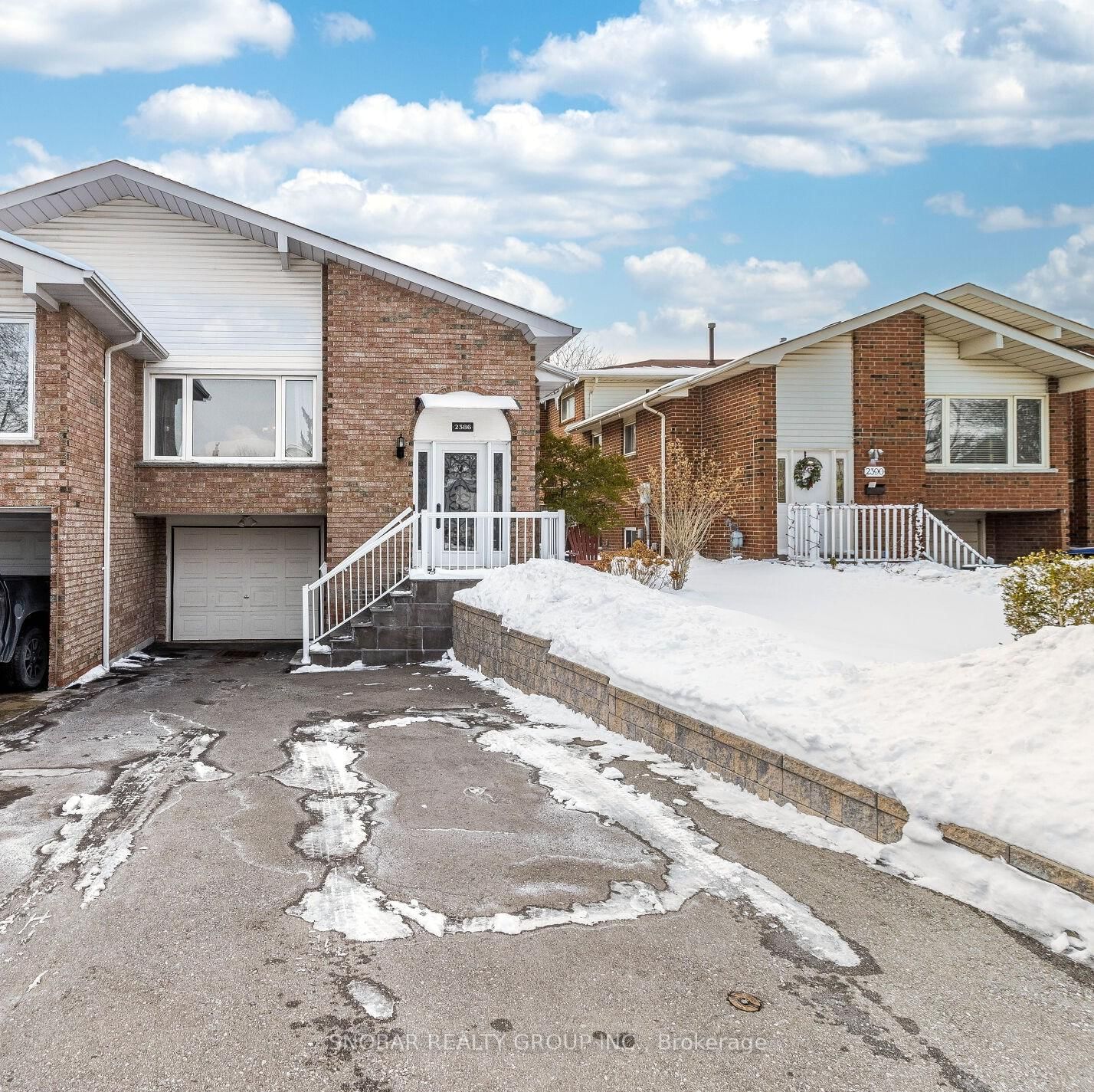 Semi-Detached House for sale at 2386 Culver Way, Mississauga, Erindale, L5B 2P9 - MLS: W11979929