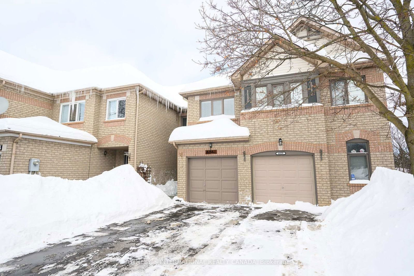 Townhouse sold at 6861 Apex Court, Mississauga, Lisgar, L5N 7H6 - MLS: W11979952