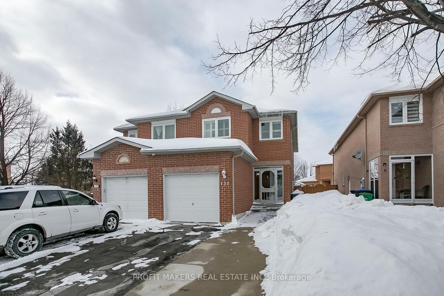 Semi-Detached House for sale at 131 Saddletree Trail, Brampton, Brampton West, L6X 4M9 - MLS: W11980050