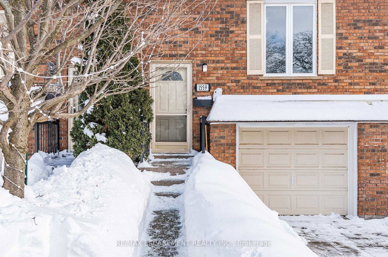 Townhouse for sale at 1559 Westminster Place, Burlington, Mountainside, L7P 2B4 - MLS: W11980195