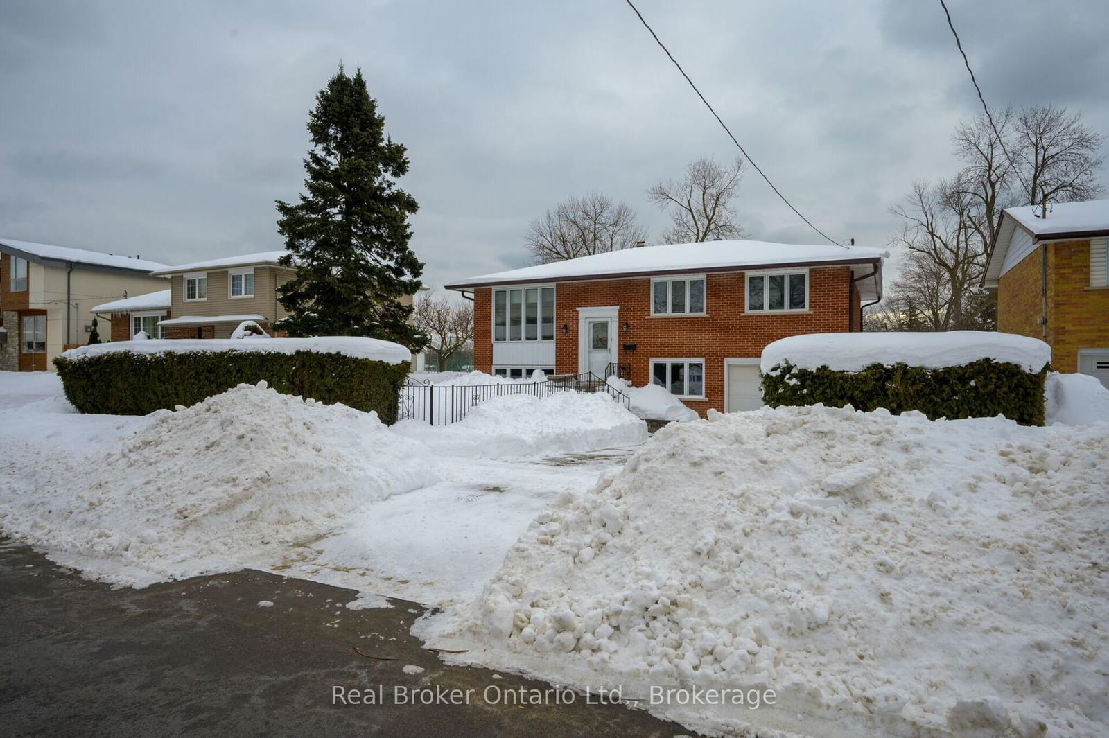 Detached House for sale at 238 Elmwood Road, Oakville, 1002 - CO Central, L6K 2B1 - MLS: W11980236