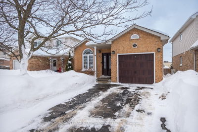 52 Beardmore Cres, Halton Hills - Acton