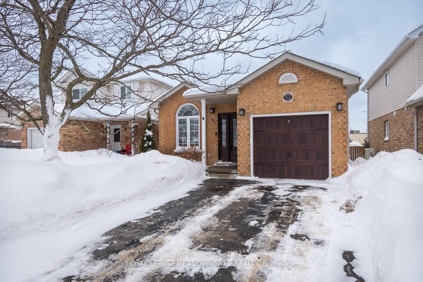 Detached House for sale at 52 Beardmore Crescent, Halton Hills, Acton, L7J 2Z1 - MLS: W11980465