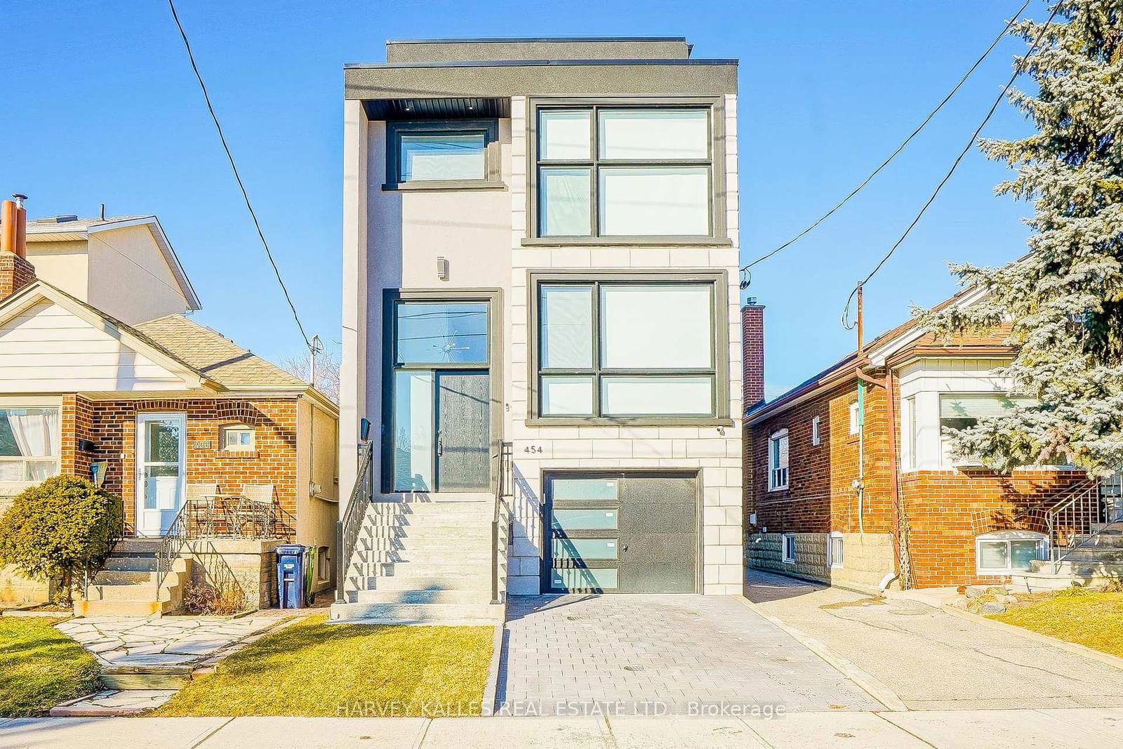 Detached House for sale at 454 Whitmore Avenue, Toronto, Briar Hill-Belgravia, M6E 2N7 - MLS: W11980655