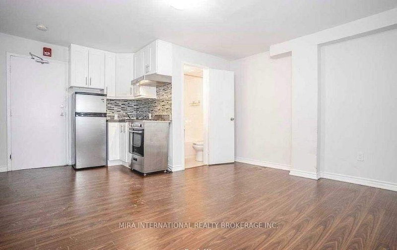 103 - 70 Melbourne Ave, Toronto, M6K 1K7 | Image 2