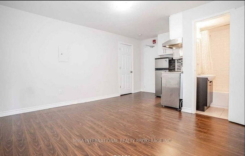 103 - 70 Melbourne Ave, Toronto, M6K 1K7 | Image 3