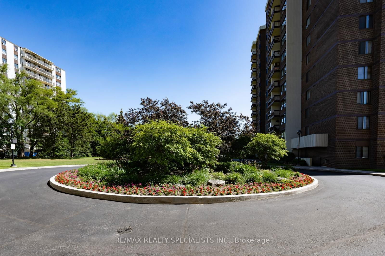 Condo for sale at 802-2556 Argyle Road, Mississauga, Cooksville, L5B 2H6 - MLS: W11980928