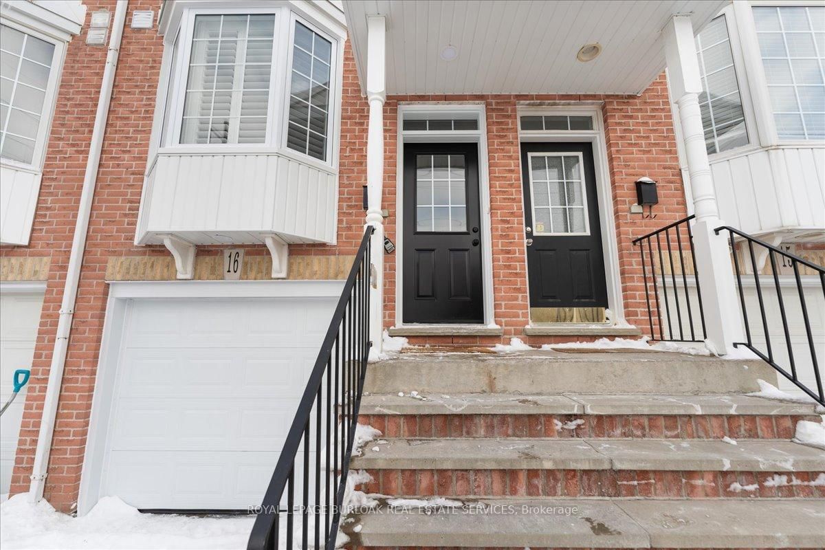 Townhouse for sale at 16-3480 Upper Middle Road, Burlington, Palmer, L7M 4R8 - MLS: W11981004