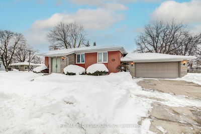 58 Beckwith Rd, Toronto - Eringate-Centennial-West Deane image-0-2