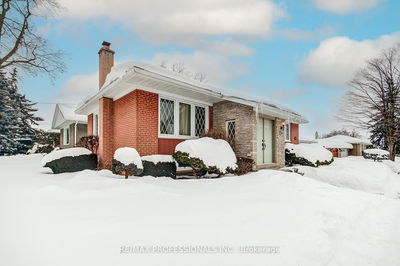 58 Beckwith Rd, Toronto - Eringate-Centennial-West Deane image-0-3