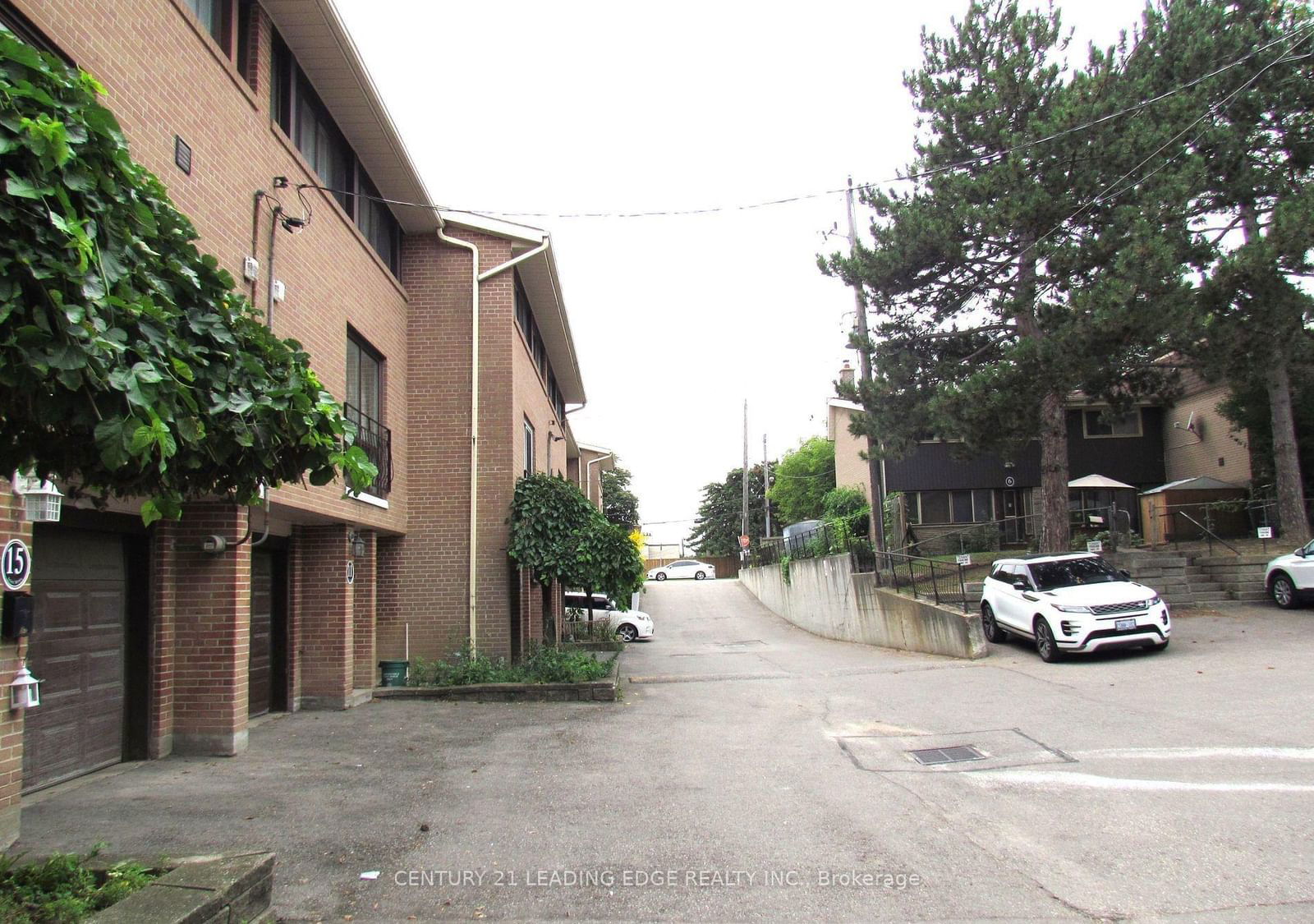 Townhouse for sale at 7-15 Inlet Mews, Toronto, York University Heights, M3M 3J8 - MLS: W11981029