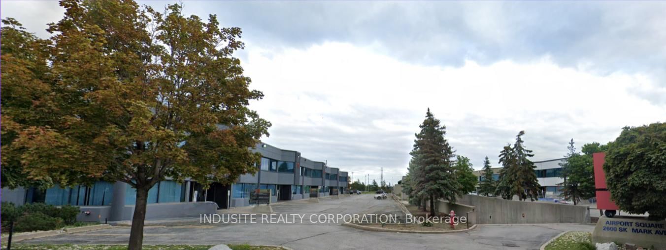 Building at 2600 Skymark Avenue, Mississauga, Airport Corporate