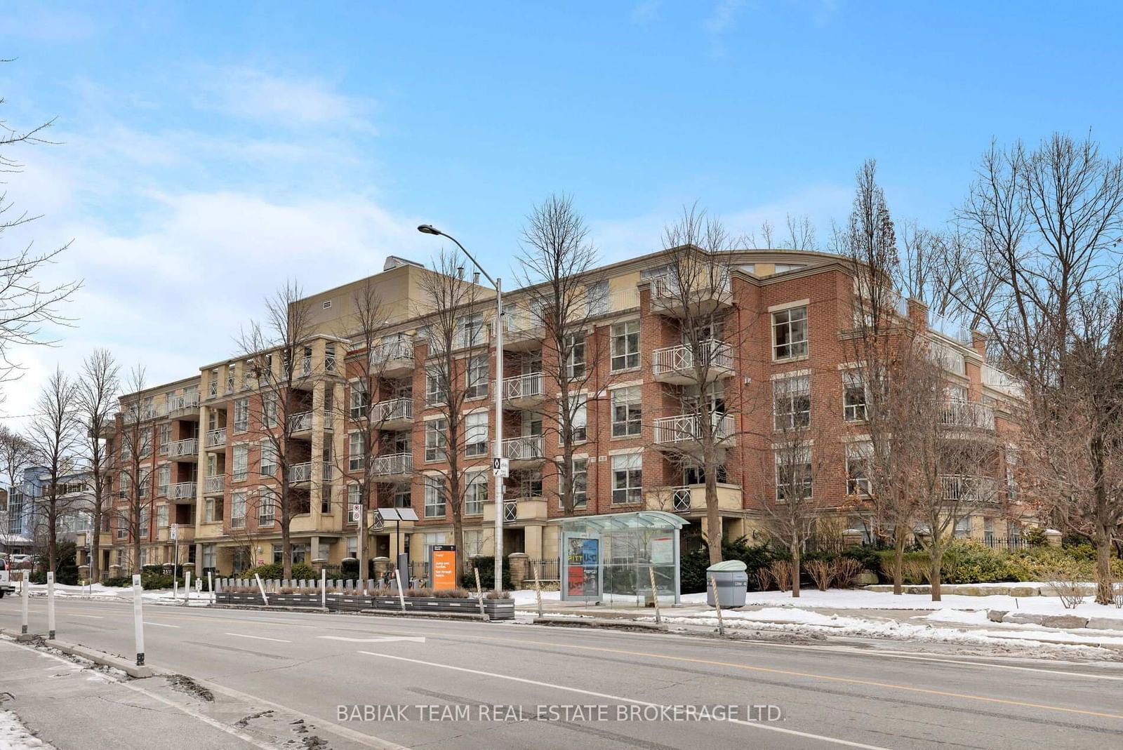 Condo for sale at 103-2511 Bloor Street, Toronto, High Park-Swansea, M6S 5A6 - MLS: W11981328