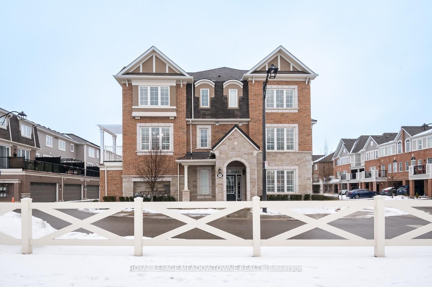 Townhouse for sale at 16-501 Buckeye Court, Milton, Cobban, L9E 1P3 - MLS: W11981373