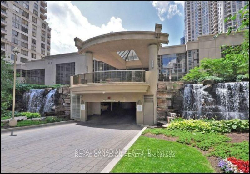 Condo for lease at 1223-3888 Duke Of York Boulevard, Mississauga, City Centre, L5B 4P5 - MLS: W11981442