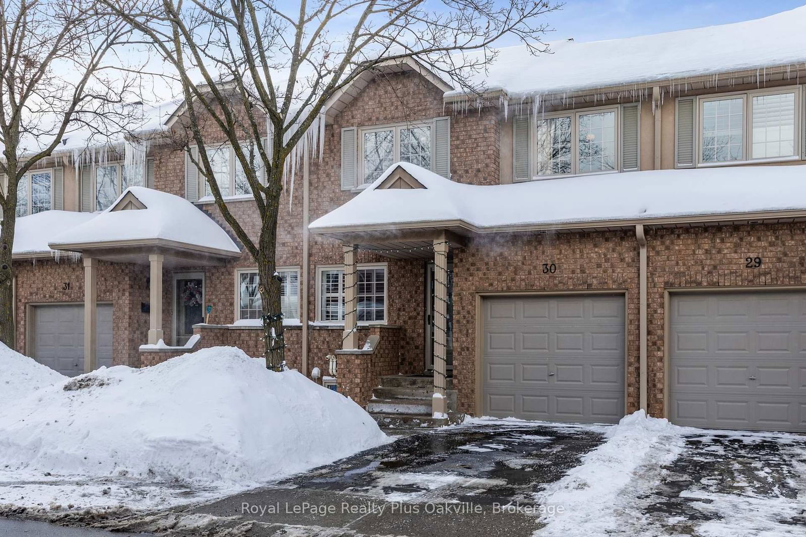 Townhouse for sale at 30-2880 Headon Forest Drive, Burlington, Headon, L7M 4H2 - MLS: W11981481