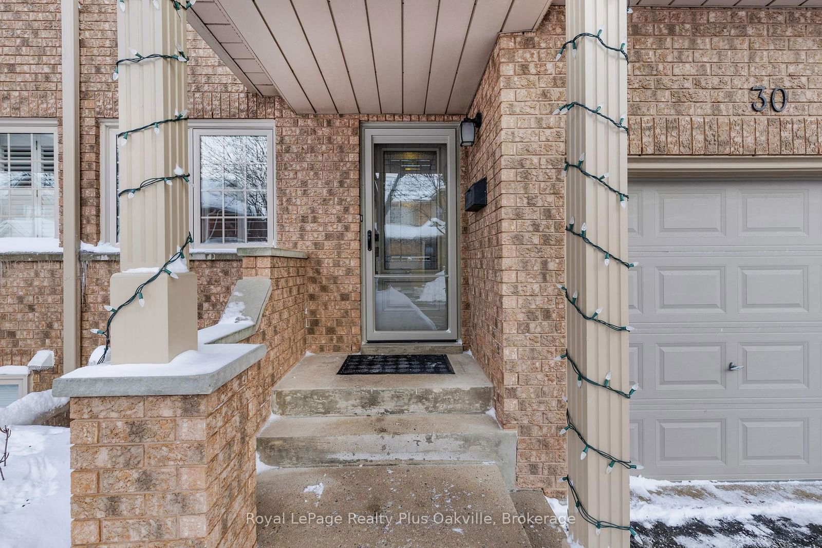 Townhouse for sale at 30-2880 Headon Forest Drive, Burlington, Headon, L7M 4H2 - MLS: W11981481